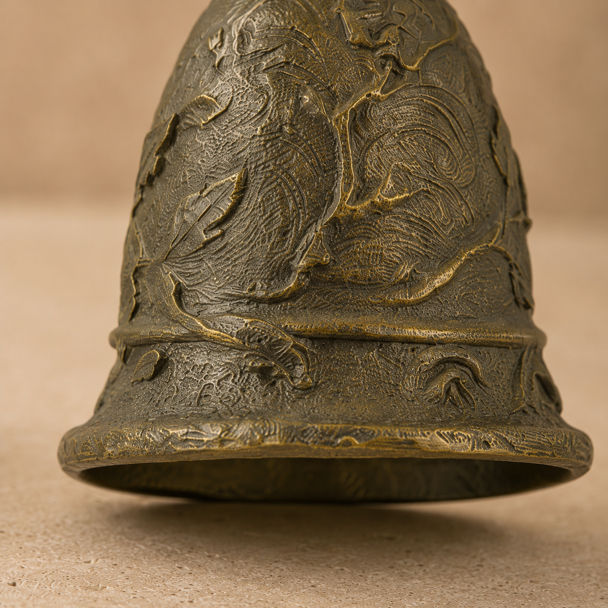 Clochette de table en bronze à tête de chien de chasse, vue 7
