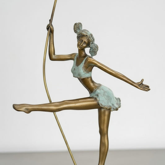 Sculpture bronze danseuse au cerceau style Art Déco, vue 2