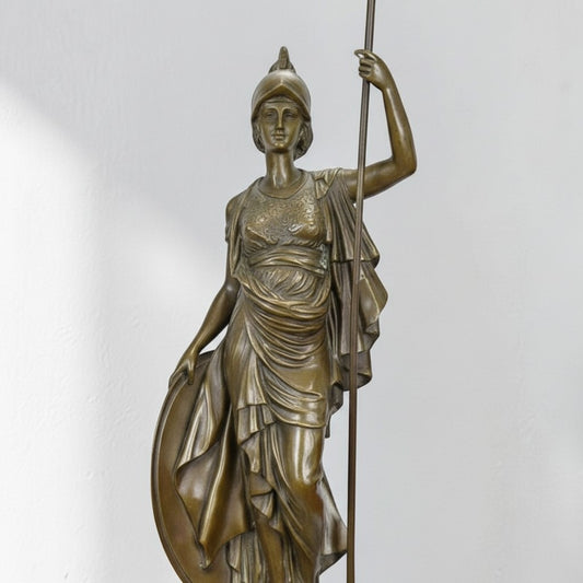 Sculpture en bronze Athéna à la lance sur socle en marbre, vue 2