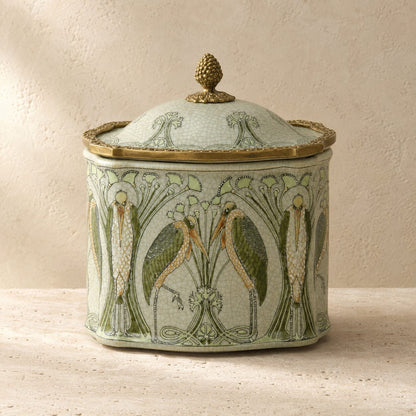 Boîte Art Nouveau en porcelaine craquelée à décor de hérons, vue d'ensemble