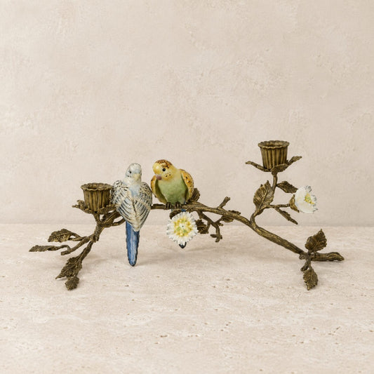 Bougeoir branche aux perruches en porcelaine et bronze doré, vue d'ensemble