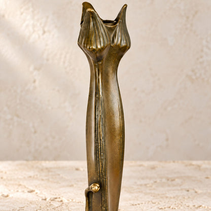 Bougeoir Art Nouveau en bronze à décor végétal, détail bobèche fleur dos