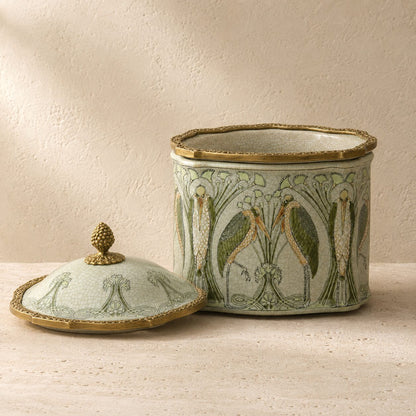 Boîte Art Nouveau en porcelaine craquelée à décor de hérons, vue ouverte