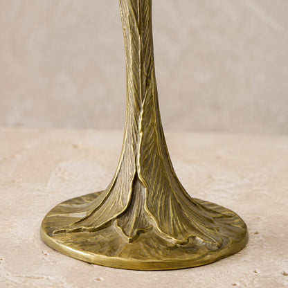 Coupe en porcelaine mouchetée sur pied bronze aux libellules, détail pied base