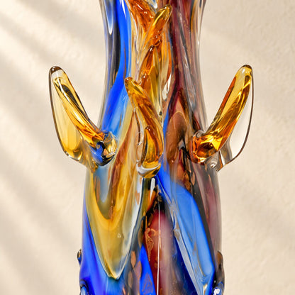 Vase tête de cheval en verre soufflé style Murano, détail des oreilles ambrées