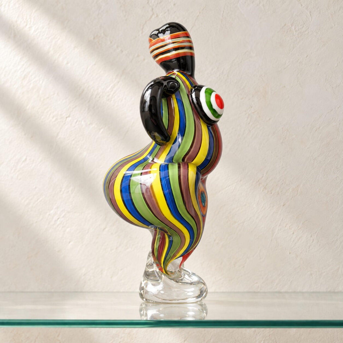 Sculpture femme en verre soufflé style Murano, vue de dos
