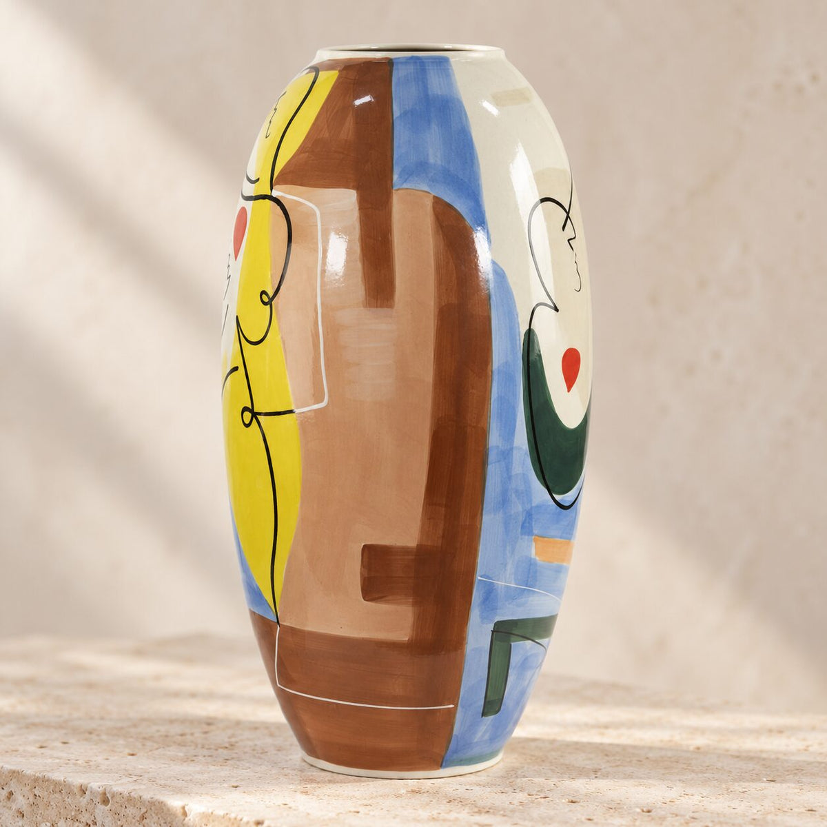 Vase en porcelaine émaillée décor cubiste figures féminines, vue d'ensemble dos
