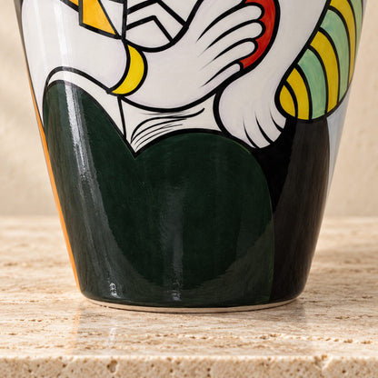 Vase en porcelaine peinte décor cubiste style Picasso, détail base noire