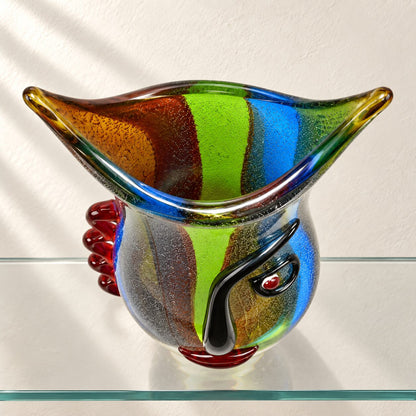 Vase visage abstrait en verre polychrome style Murano, vue de dessus angle 2