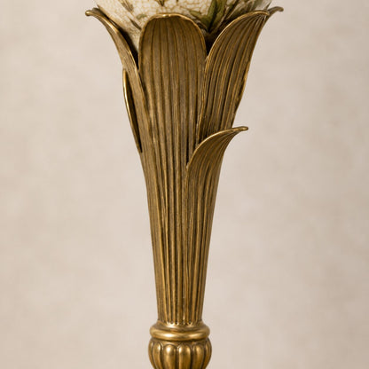 Surtout de table en bronze doré et porcelaine à décor floral, détail vasque sommet