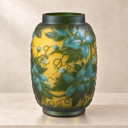 Vase camée Art Nouveau à décor de clématites vertes et bleues, face secondaire