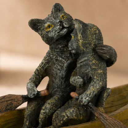 Bronze de Vienne, deux chats ramant dans une barque, vue 3