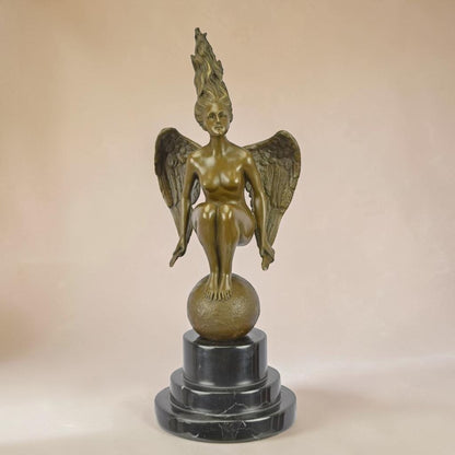 Bronze Femme Ailée aux Cheveux de Flammes sur Sphère, vue 4