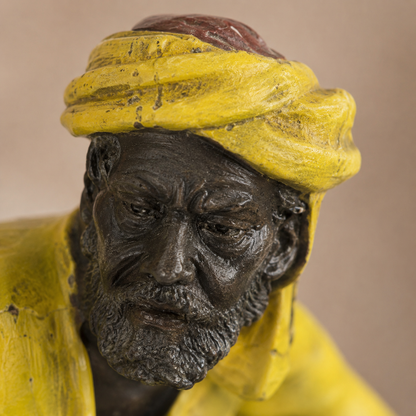 Bronze polychrome style Vienne, marchand arabe au coffre, vue 2