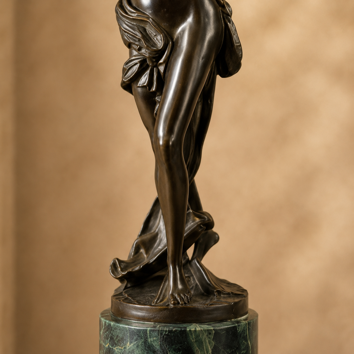 Candélabre figuratif à treize lumières en bronze et marbre, vue 4