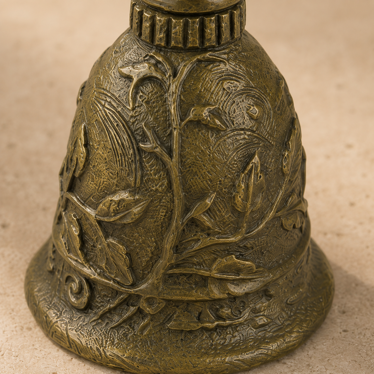 Clochette de table en bronze à poignée tête de lévrier, vue 5