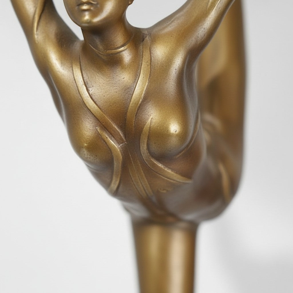 Sculpture bronze danseuse au ballon style Art Déco, vue 4