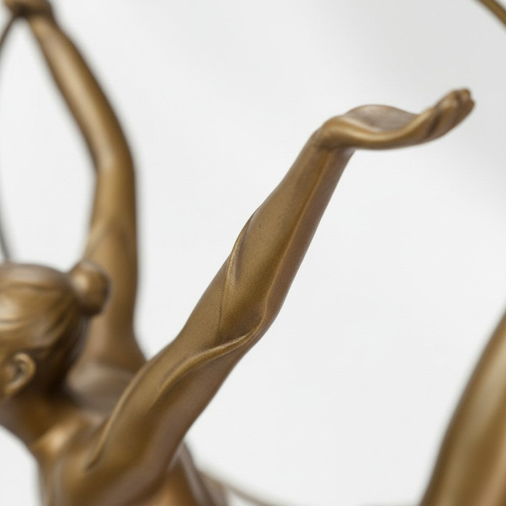 Sculpture bronze doré gymnaste au cerceau sur socle marbre, vue 7
