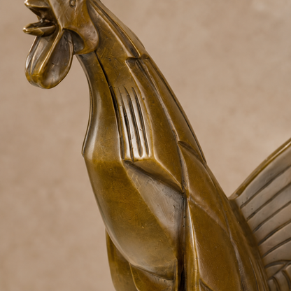 Mascotte automobile coq stylisé Art Déco en bronze patiné, vue 3