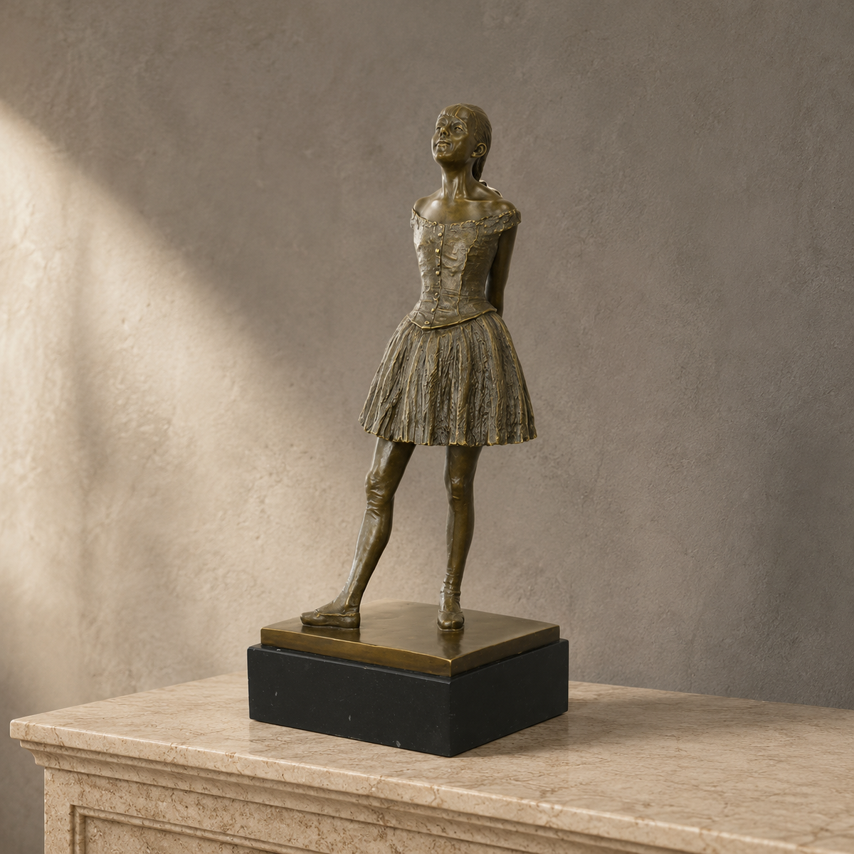 Petite danseuse de quatorze ans en bronze d'après Degas