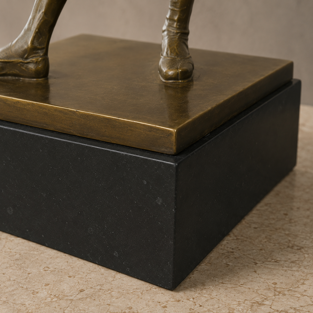 Petite danseuse de quatorze ans en bronze d'après Degas, vue 6