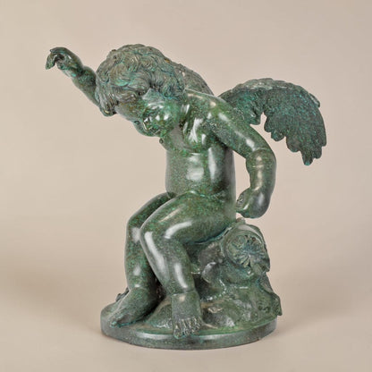 Putto ailé en bronze à patine verte sur socle circulaire, vue 4