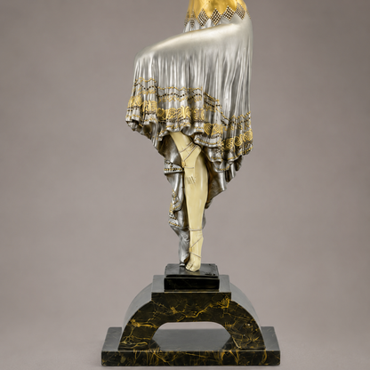 Sculpture Art Déco danseuse bras ouverts bronze polychrome, vue 4