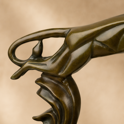 Sculpture Art Déco panthère bondissante en bronze, vue 6