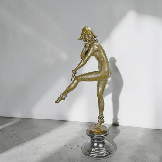 Sculpture en bronze Arlequine dansante sur socle marbre