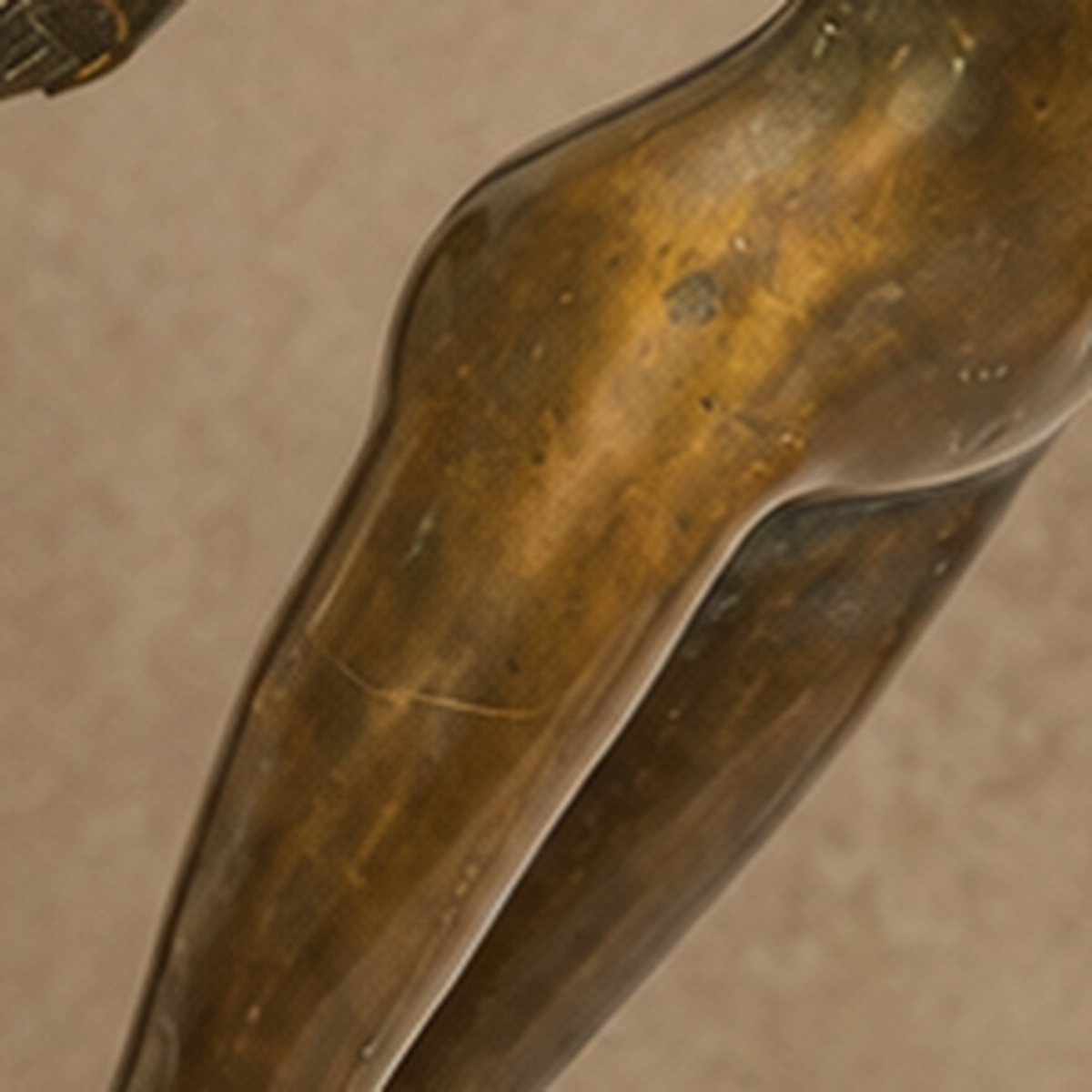 Sculpture bronze Art Déco femme nue en mouvement, vue 5