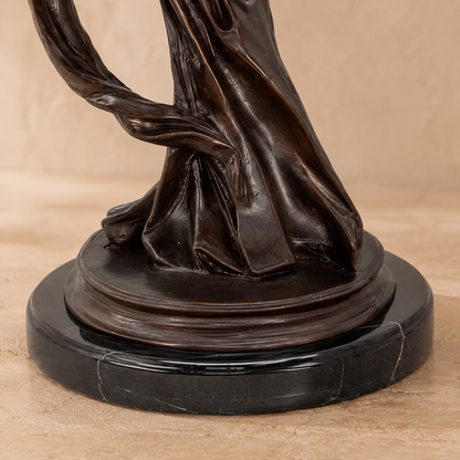 Sculpture bronze Art Nouveau femme au croissant de lune, vue 7
