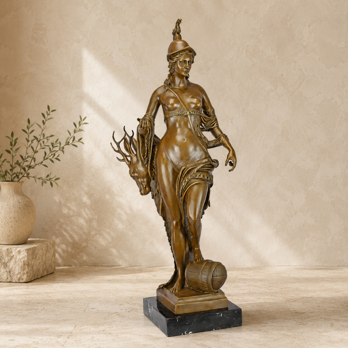 Sculpture bronze Bavière femme au cerf socle marbre noir