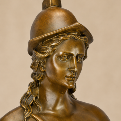 Sculpture bronze Bavière femme au cerf socle marbre noir, vue 2