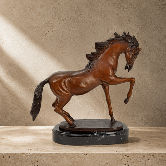 Sculpture bronze cheval cabré patine brune sur socle marbre