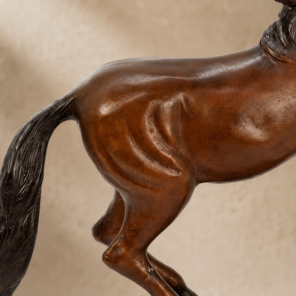 Sculpture bronze cheval cabré patine brune sur socle marbre, vue 5