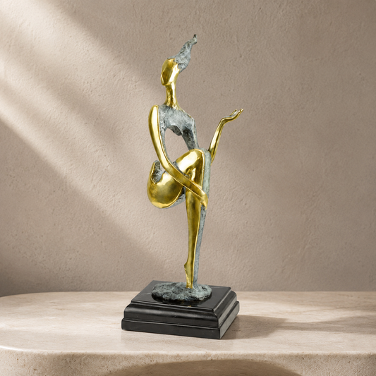 Sculpture bronze danseuse stylisée patine dorée et verte