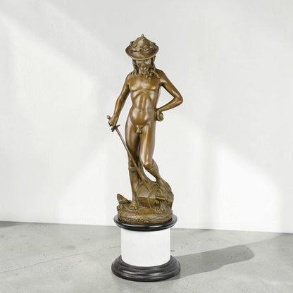 Sculpture bronze David victorieux d'après Donatello