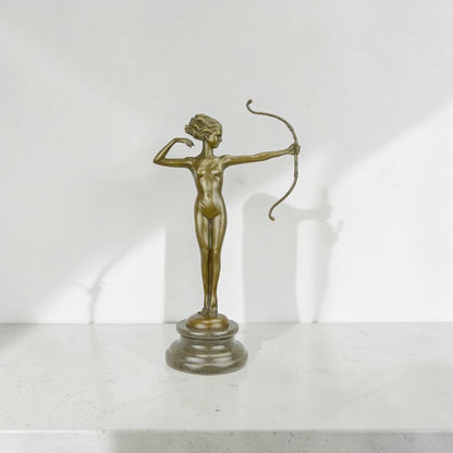 Sculpture bronze Diane chasseresse à l'arc sur socle marbre