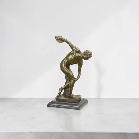 Sculpture en bronze Discobole de Myron sur socle marbre