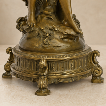 Sculpture bronze doré couple d'enfants dansant sur socle, vue 6