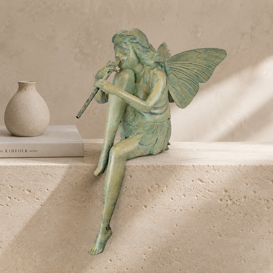 Sculpture bronze fée musicienne à la flûte, patine vert-de-gris