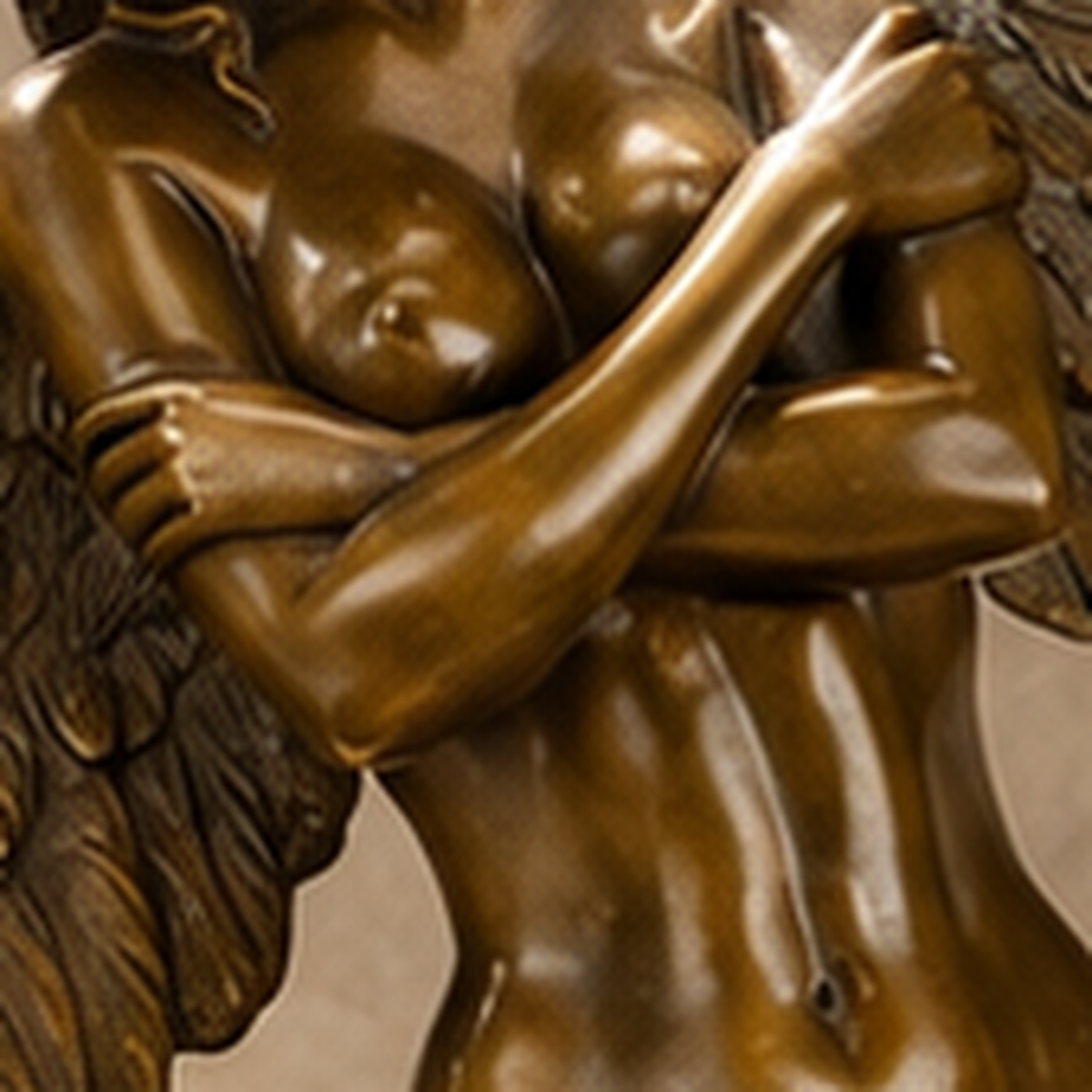 Sculpture bronze femme ailée nue sur socle marbre noir, vue 3