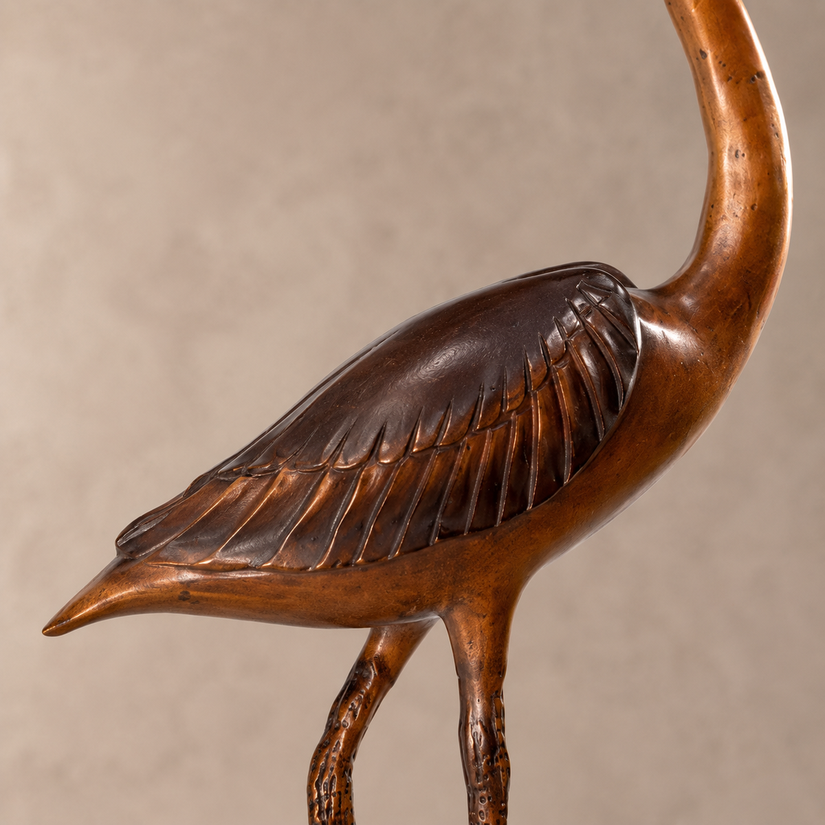 Sculpture bronze flamant rose patine cuivrée sur socle marbre, vue 7