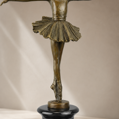 Sculpture bronze jeune ballerine en arabesque sur marbre, vue 4
