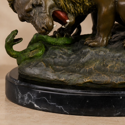 Sculpture bronze Lion au serpent d'après A. Barye, vue 7