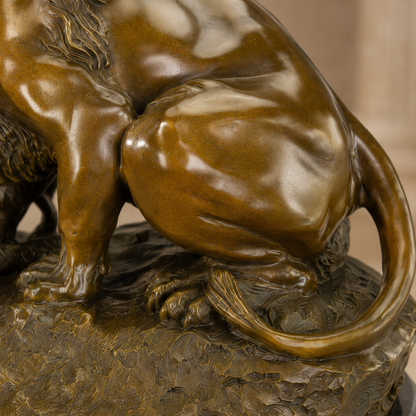 Sculpture bronze Lion au serpent d'après A. Barye, vue 5