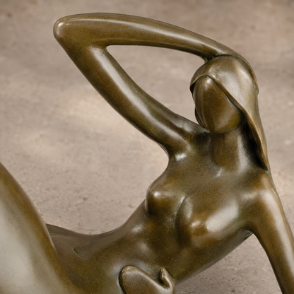 Sculpture bronze nu féminin allongé style Art Déco, vue 3