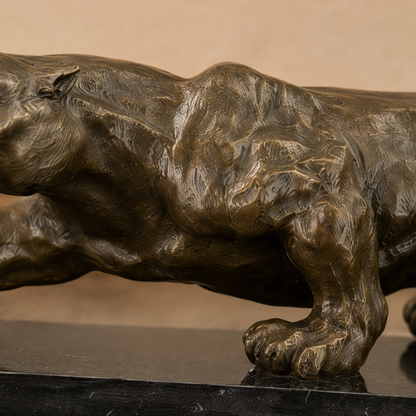 Sculpture bronze panthère en mouvement sur socle marbre noir, vue 4