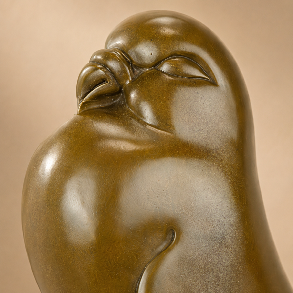 Sculpture bronze pigeon stylisé Art Déco sur socle marbre, vue 3