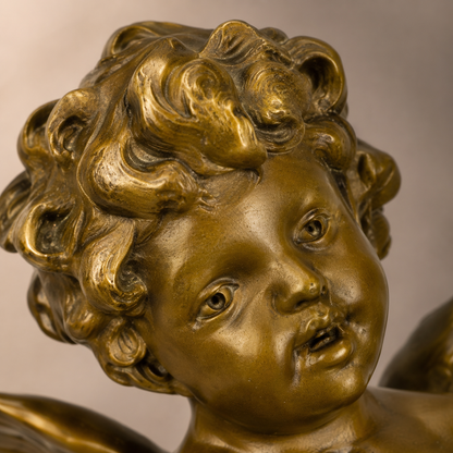 Sculpture bronze putto musicien au tambour sur socle marbre, vue 2